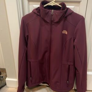 Women’s North Face Shelbe Raschel jacket size medium.